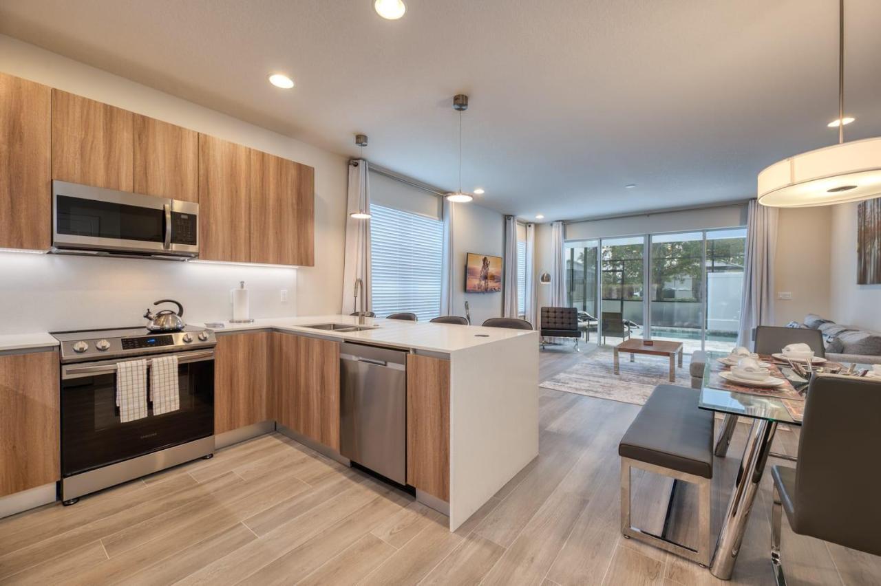 Pleasant Townhome With Private Pool Near Disney Four Corners Esterno foto