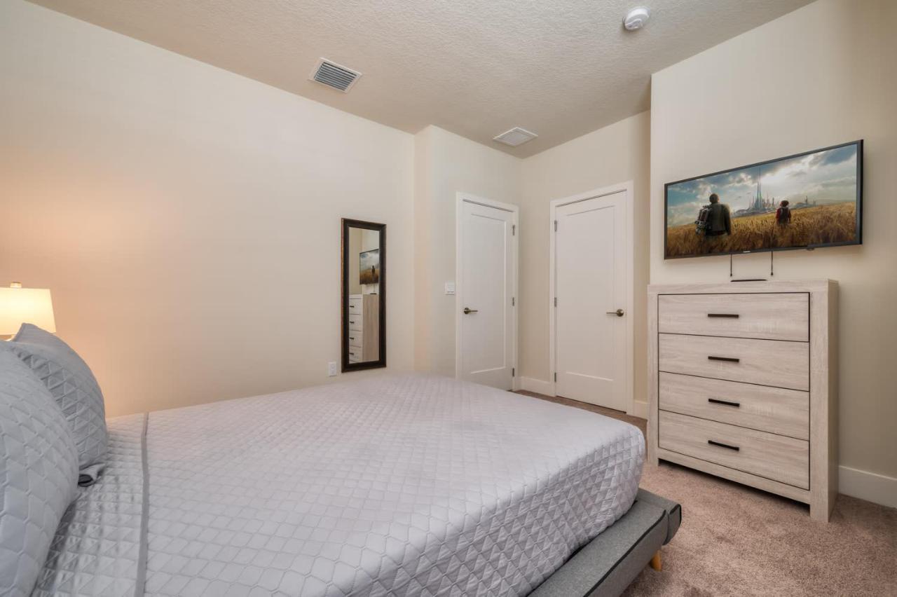 Pleasant Townhome With Private Pool Near Disney Four Corners Esterno foto